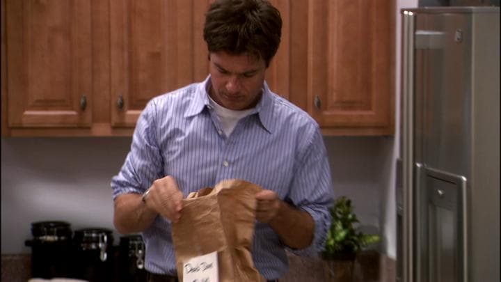 S1E02 194041