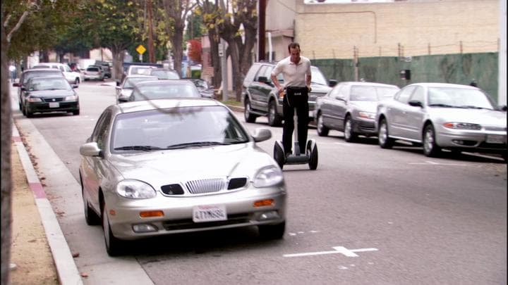 Gob raced to confront Tio,  with Michael in hot pursuit.