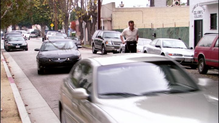 Gob raced to confront Tio,  with Michael in hot pursuit.