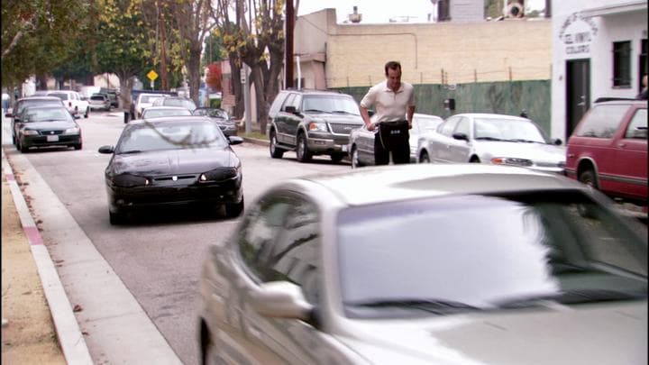 Gob raced to confront Tio,  with Michael in hot pursuit.