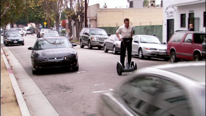 Gob raced to confront Tio,  with Michael in hot pursuit.