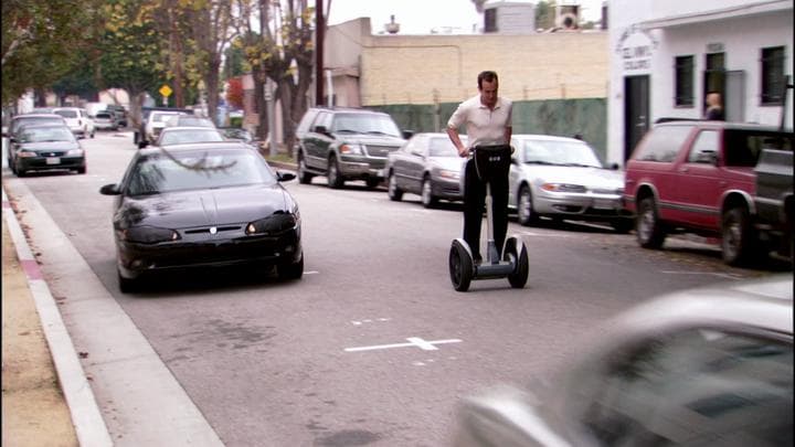 Gob raced to confront Tio,  with Michael in hot pursuit.