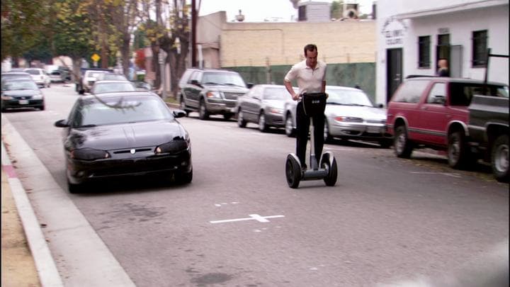 Gob raced to confront Tio,  with Michael in hot pursuit.