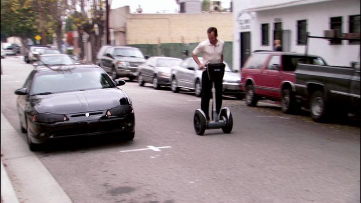 Gob raced to confront Tio,  with Michael in hot pursuit.