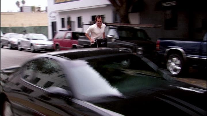 Gob raced to confront Tio,  with Michael in hot pursuit.