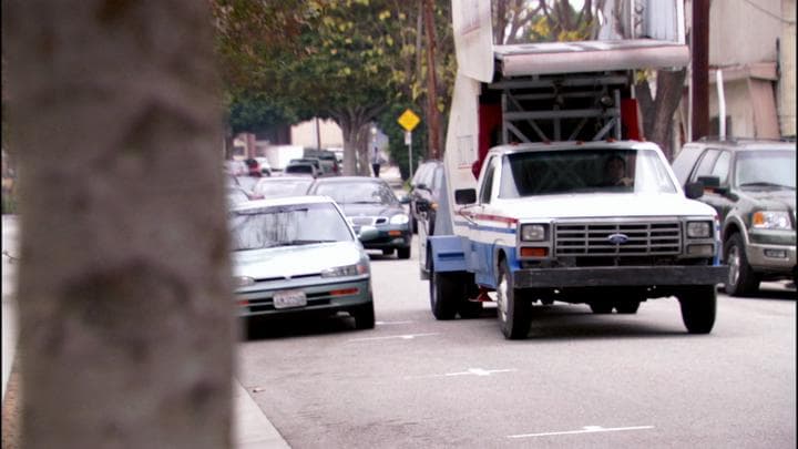 Gob raced to confront Tio,  with Michael in hot pursuit.