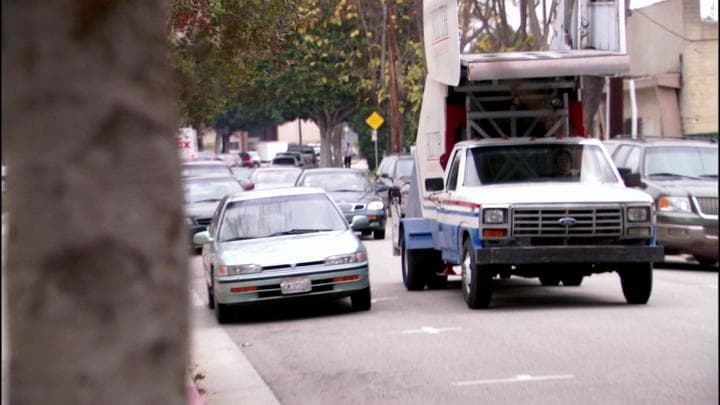 Gob raced to confront Tio,  with Michael in hot pursuit.