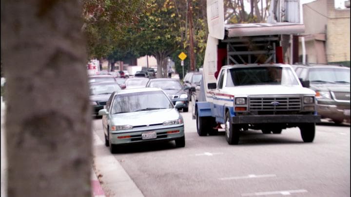 Gob raced to confront Tio,  with Michael in hot pursuit.