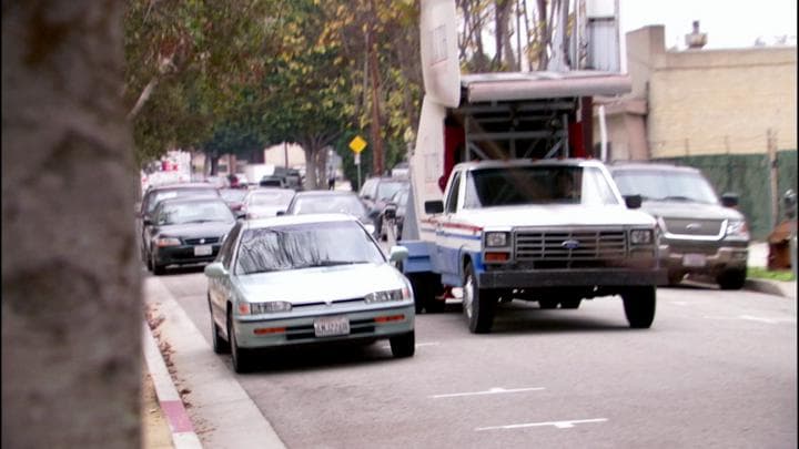 Gob raced to confront Tio,  with Michael in hot pursuit.