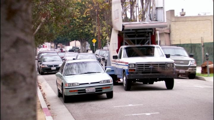 Gob raced to confront Tio,  with Michael in hot pursuit.