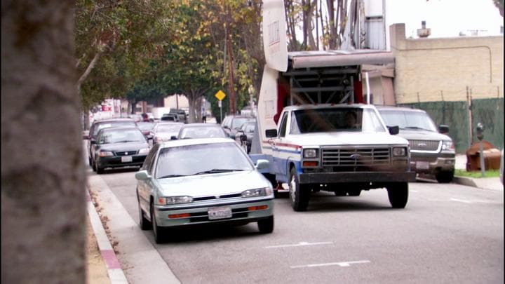 Gob raced to confront Tio,  with Michael in hot pursuit.