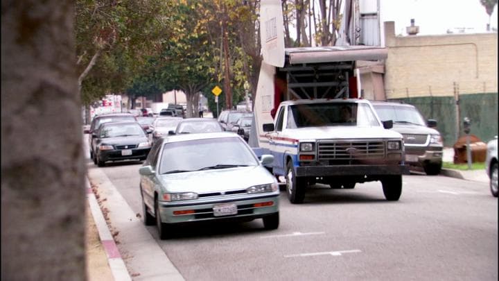 Gob raced to confront Tio,  with Michael in hot pursuit.