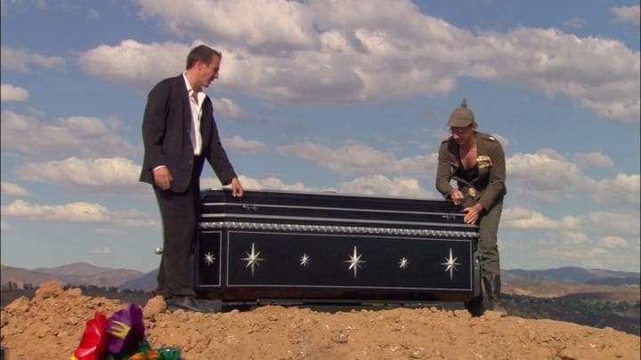 As you can see,  this is a normal coffin.