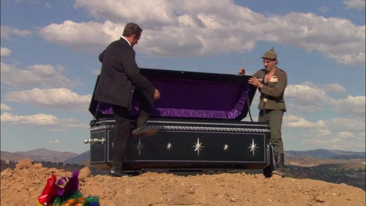 As you can see,  this is a normal coffin.