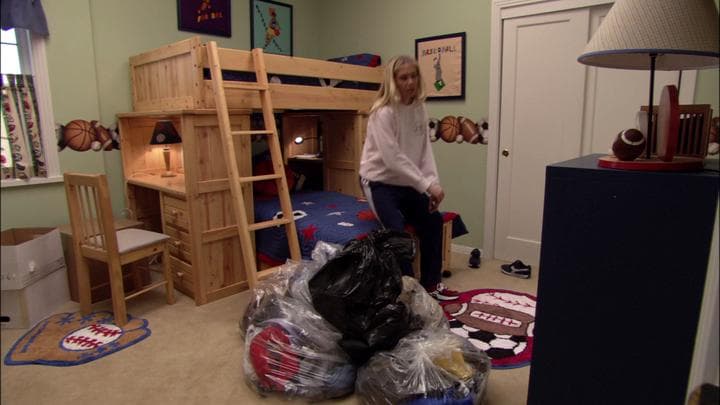 Lindsay had cleaned one room  and now had a garbage problem.