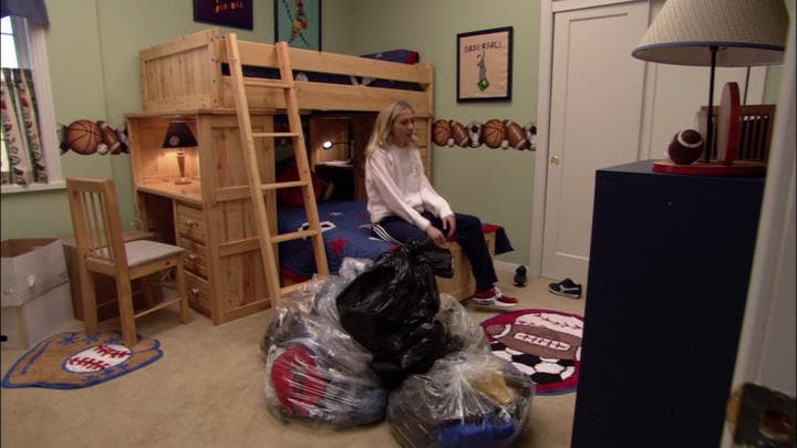 Lindsay had cleaned one room  and now had a garbage problem.