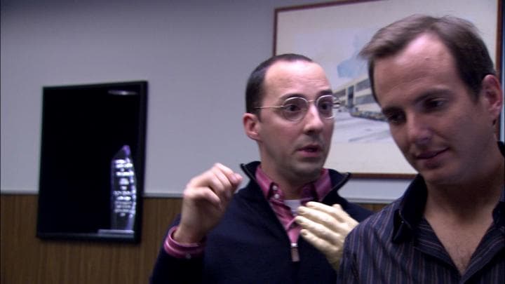 - It's a stupid idea.  - Uh. I'll build it with you, Gob.