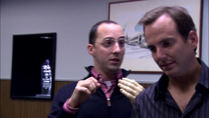 - It's a stupid idea.  - Uh. I'll build it with you, Gob.