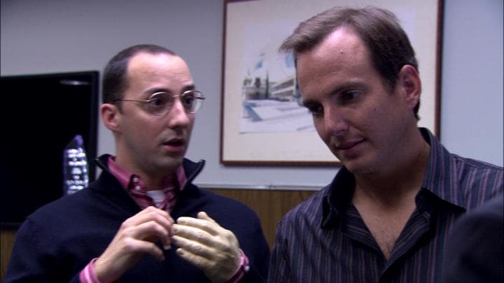 - It's a stupid idea.  - Uh. I'll build it with you, Gob.