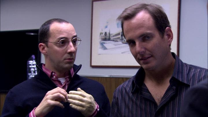 - It's a stupid idea.  - Uh. I'll build it with you, Gob.