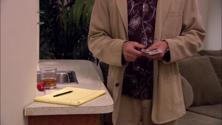 And Gob began to prepare  a magic trick for Michael's wedding.