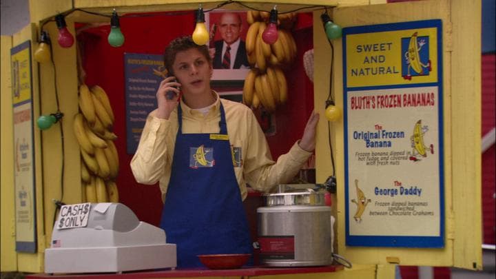 - Hey, Dad, did you know Gob started  a banana stand? - Yeah, that was my idea.