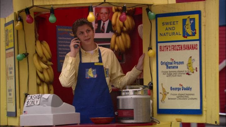 - Hey, Dad, did you know Gob started  a banana stand? - Yeah, that was my idea.