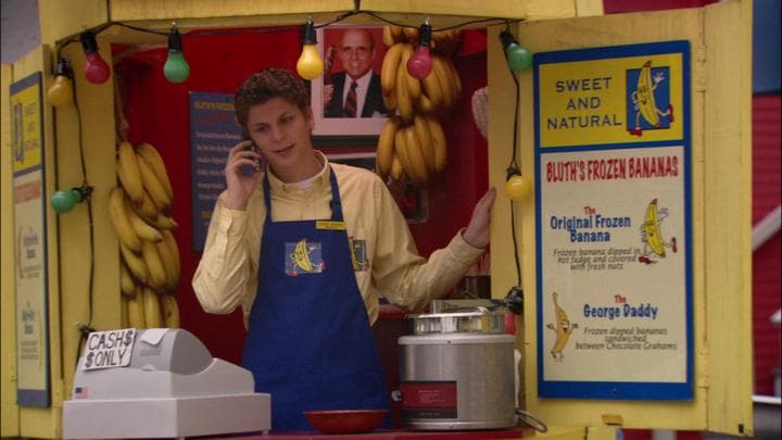 - Hey, Dad, did you know Gob started  a banana stand? - Yeah, that was my idea.